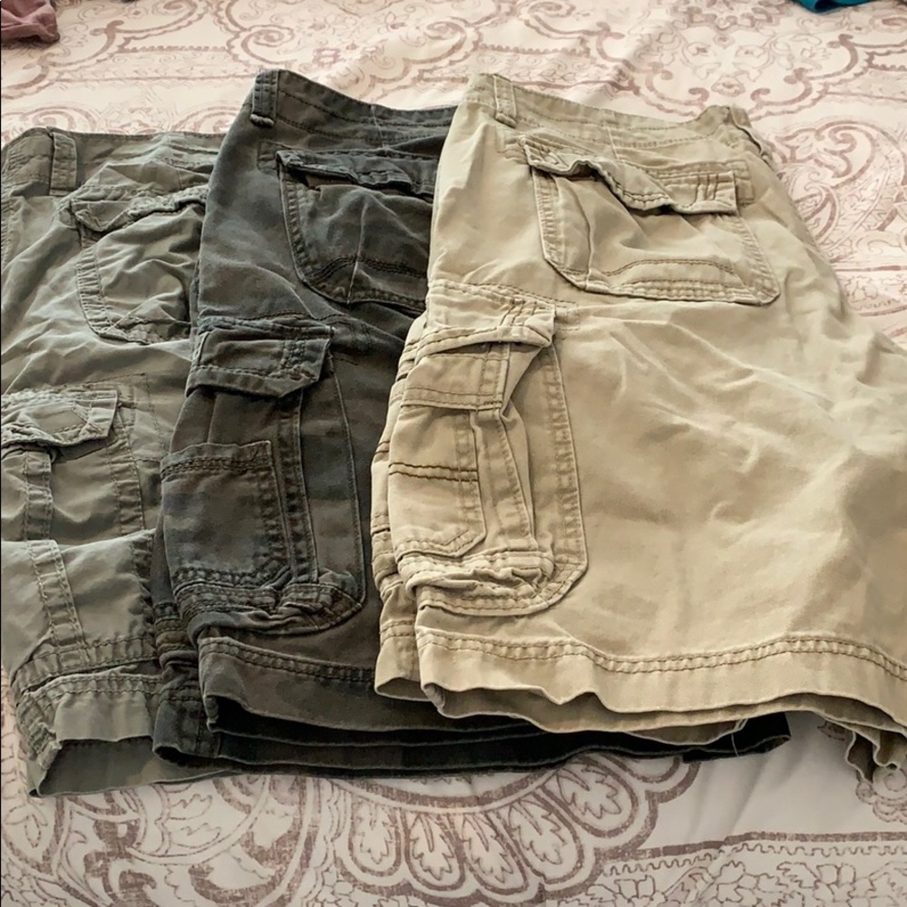 Men’s cargo shorts